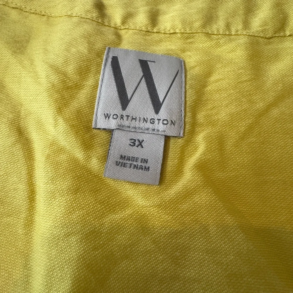 NWT Worthington Sunny Yellow Blouse